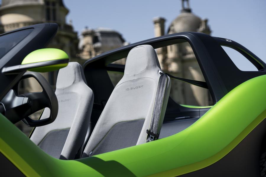 Интерьер Volkswagen I.D. Buggy 2019 года  (фото 42 из 60)